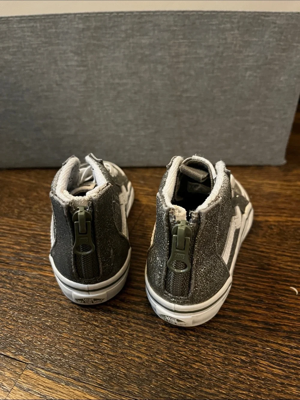 Toddler Vans High-Top Glitter Sneakers in Silver with White Stripe